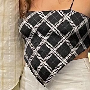 3 tops all size medium. Photos shown of what it looks like on